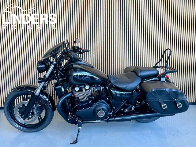 triumph - thunderbird-nightstorm-se-abs