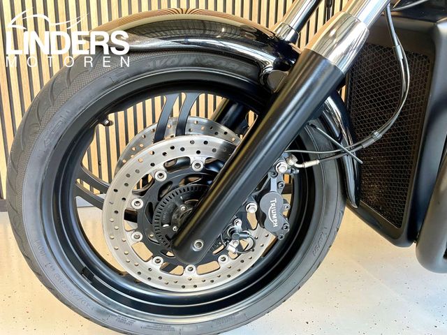 triumph - thunderbird-nightstorm-se-abs