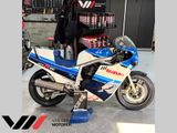 SUZUKI GSX-R 750