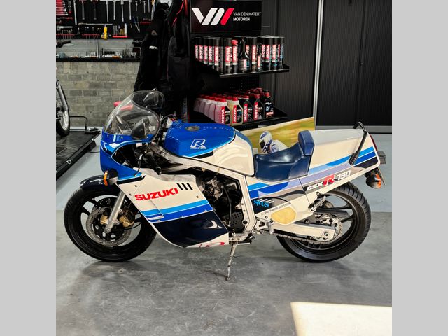suzuki - gsx-r-750