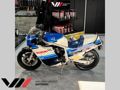 SUZUKI GSX-R 750 – foto 2