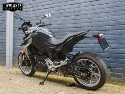 BMW F 900 R – foto 2