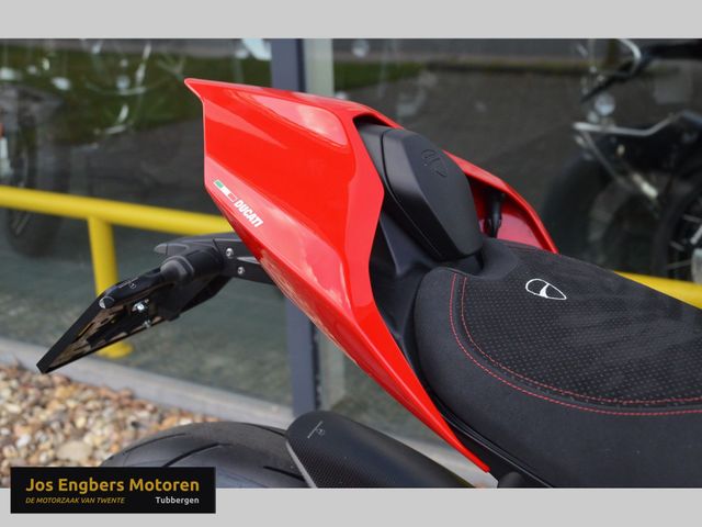 ducati - streetfighter-v4s