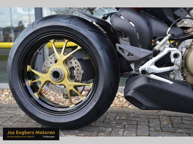 ducati - streetfighter-v4s