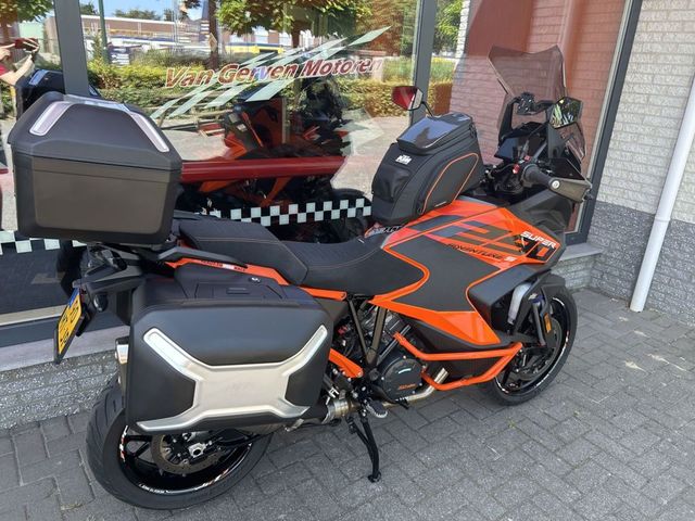 ktm - 1290-super-adventure-s