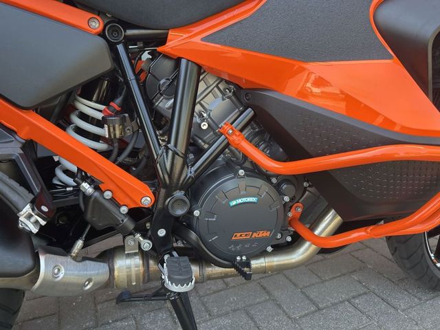 ktm - 1290-super-adventure-s