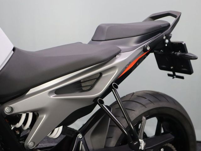 ktm - 790-duke