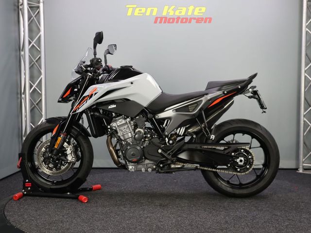 ktm - 790-duke