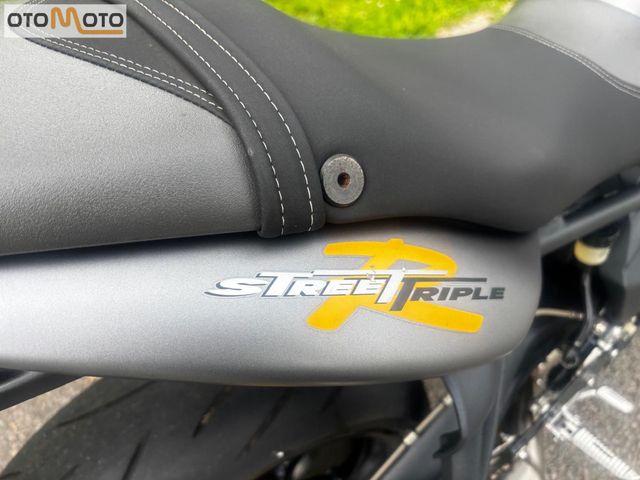 triumph - street-triple-675