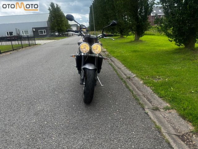triumph - street-triple-675