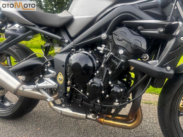 triumph - street-triple-675