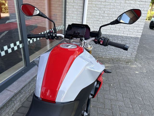 bmw - f-900-r