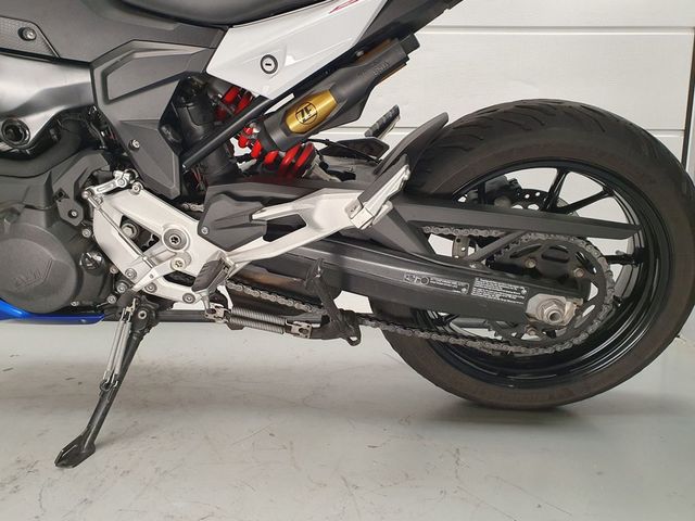 bmw - f-900-r
