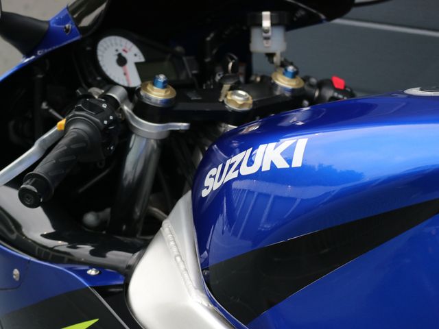 suzuki - gsx-r-600