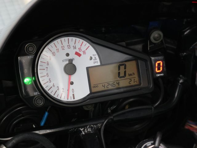 suzuki - gsx-r-600
