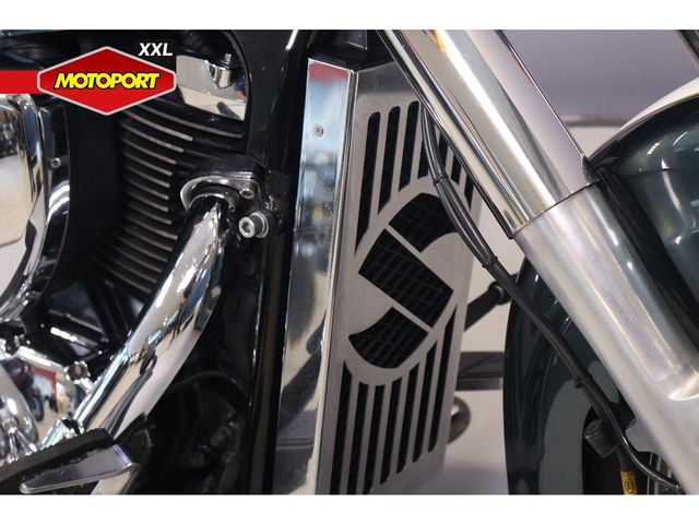 suzuki - intruder-c-800