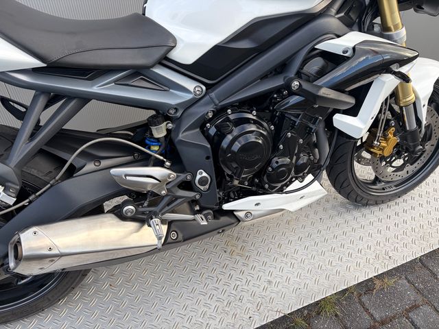 triumph - street-triple-675