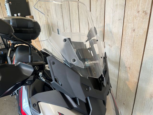 kawasaki - versys-650-grand-tourer