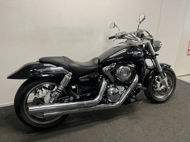 suzuki - vz-1600-marauder