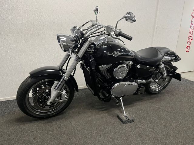 suzuki - vz-1600-marauder