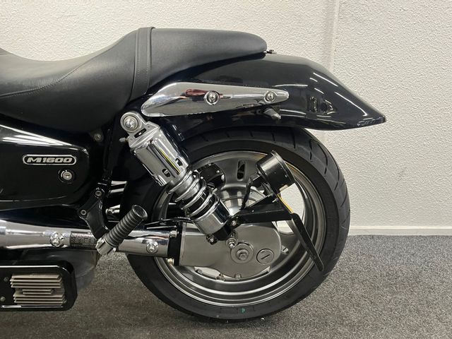 suzuki - vz-1600-marauder