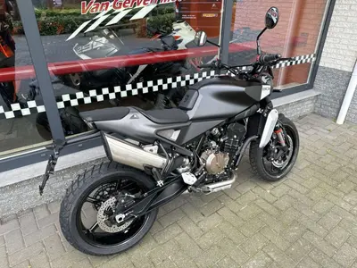 HUSQVARNA SVARTPILEN 801 – foto 3