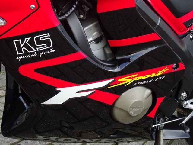 honda - cbr-600-fs--sport