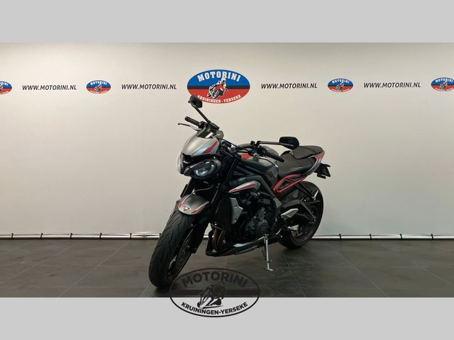 triumph - street-triple-r-low-ride-height
