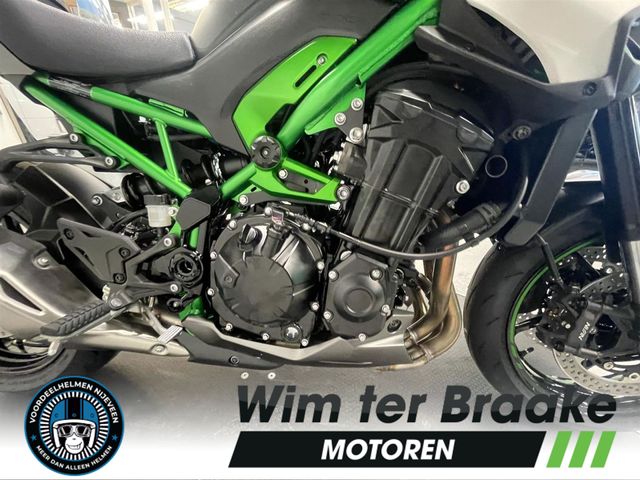 kawasaki - z900