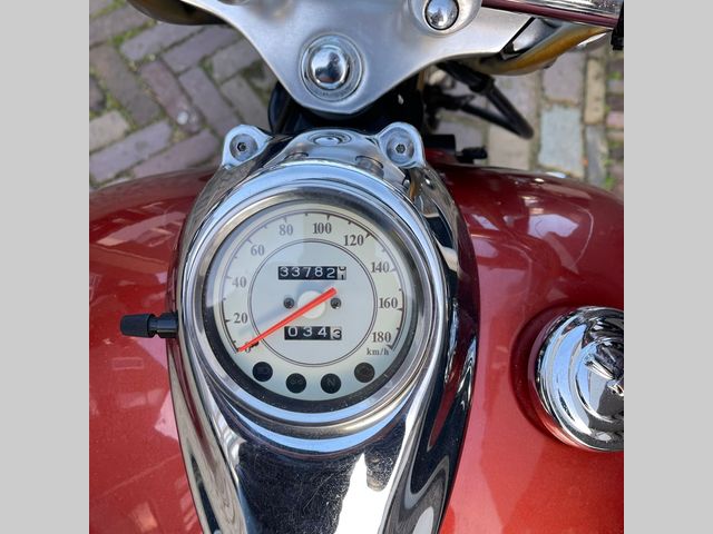 yamaha - xvs-650-a-dragstar-classic