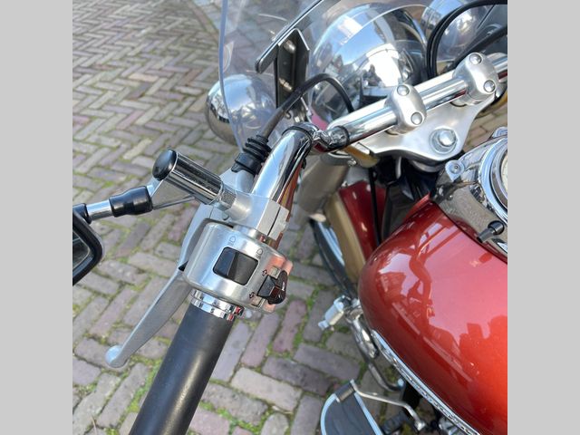 yamaha - xvs-650-a-dragstar-classic