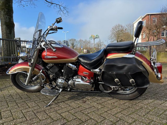 yamaha - xvs-650-a-dragstar-classic