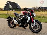 MV AGUSTA BRUTALE 800 DRAGSTER RR