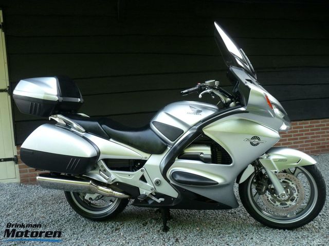 honda - st-1300-pan-european-abs