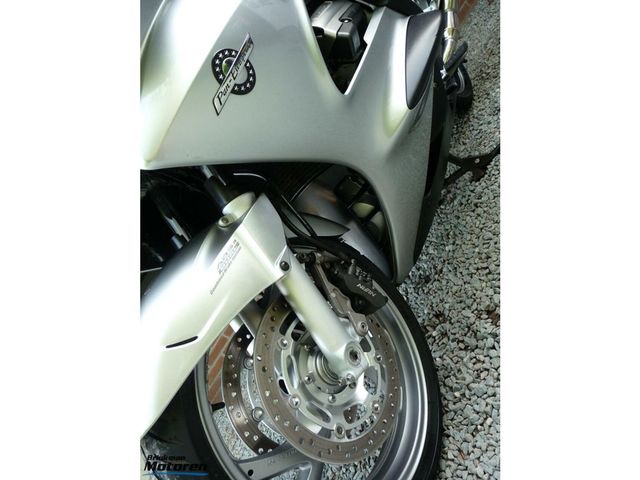 honda - st-1300-pan-european-abs
