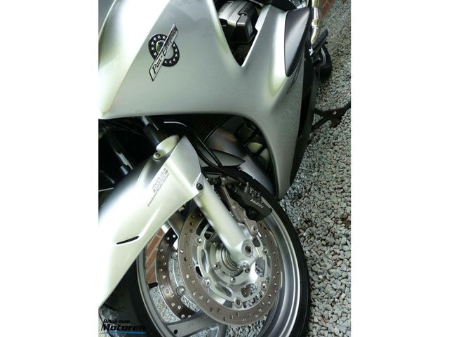 honda - st-1300-pan-european-abs