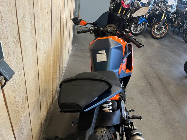 ktm - rc-390