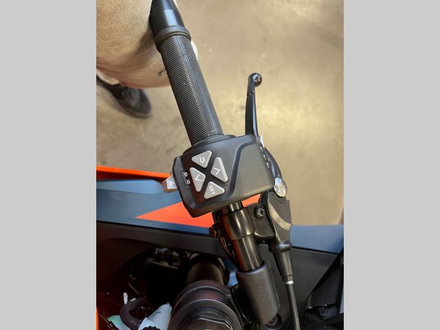 ktm - rc-390