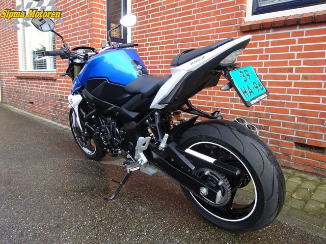 suzuki - gsr-750-a