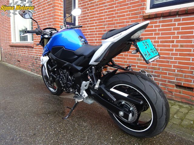 suzuki - gsr-750-a