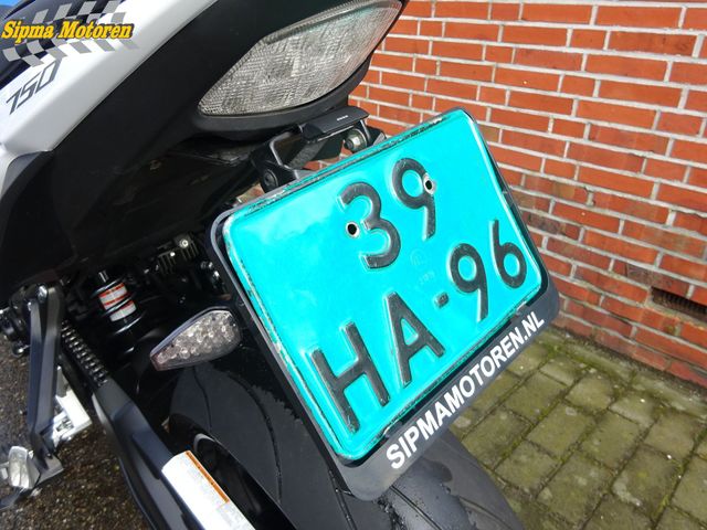 suzuki - gsr-750-a