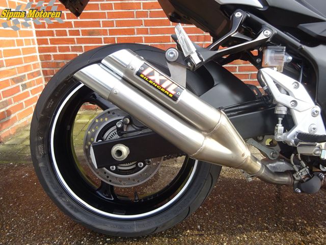 suzuki - gsr-750-a