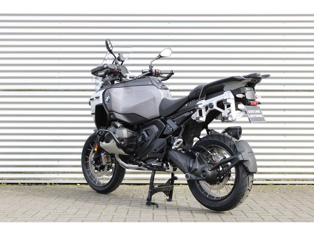 bmw - r-1300-gs-adventure