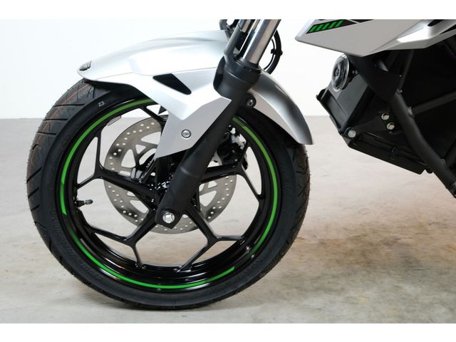 kawasaki - z-e-1
