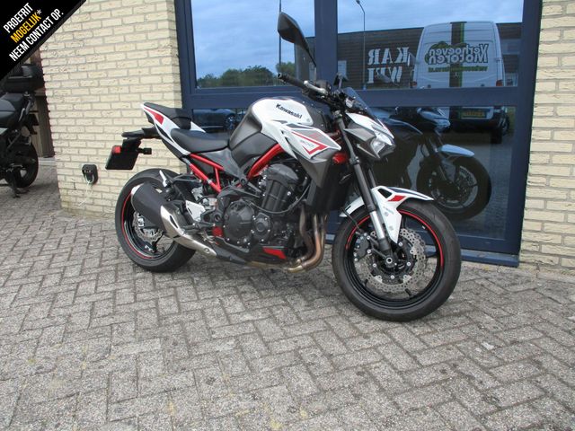 kawasaki - z900