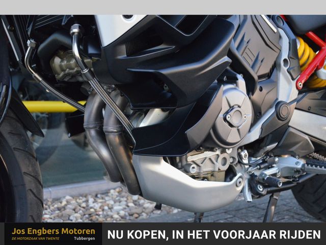 ducati - multistrada-v4-s