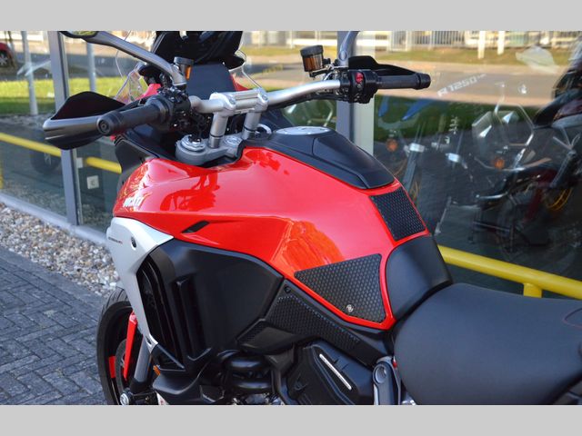 ducati - multistrada-v4-s
