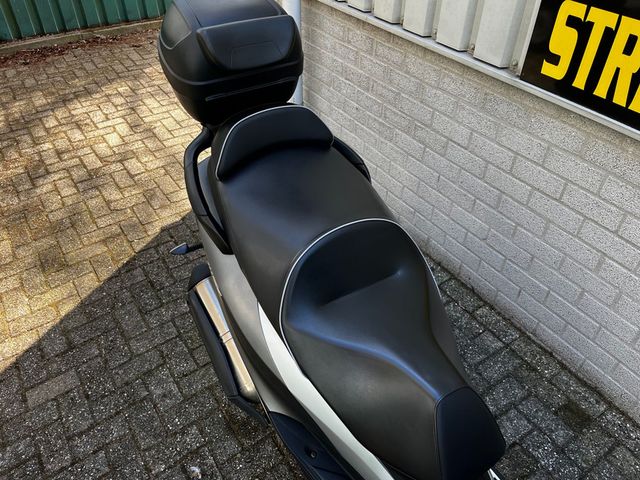 piaggio - mp3-500-sport-hpe-abs-asr