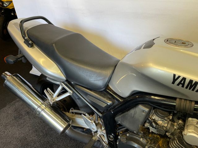 yamaha - fzs-600-fazer