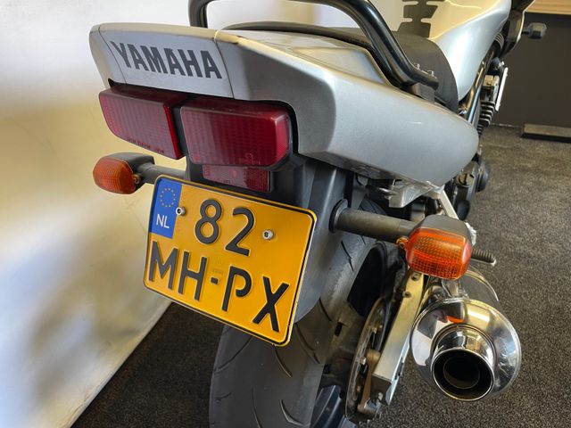 yamaha - fzs-600-fazer